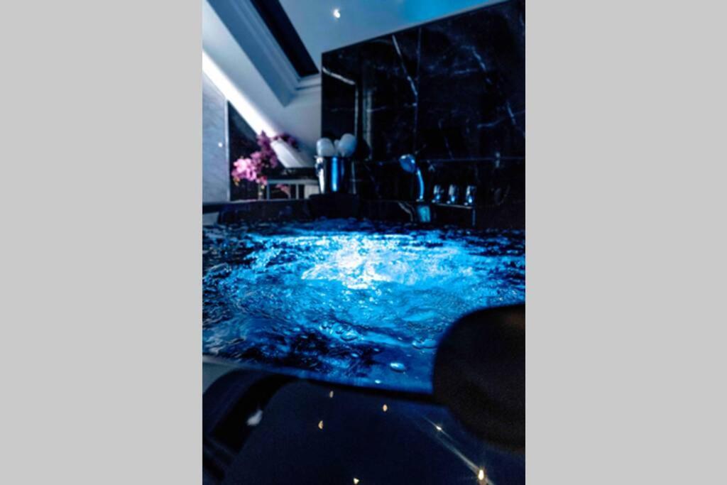 하겐 Exquisites Loft Mit Whirlpool 아파트 외부 사진